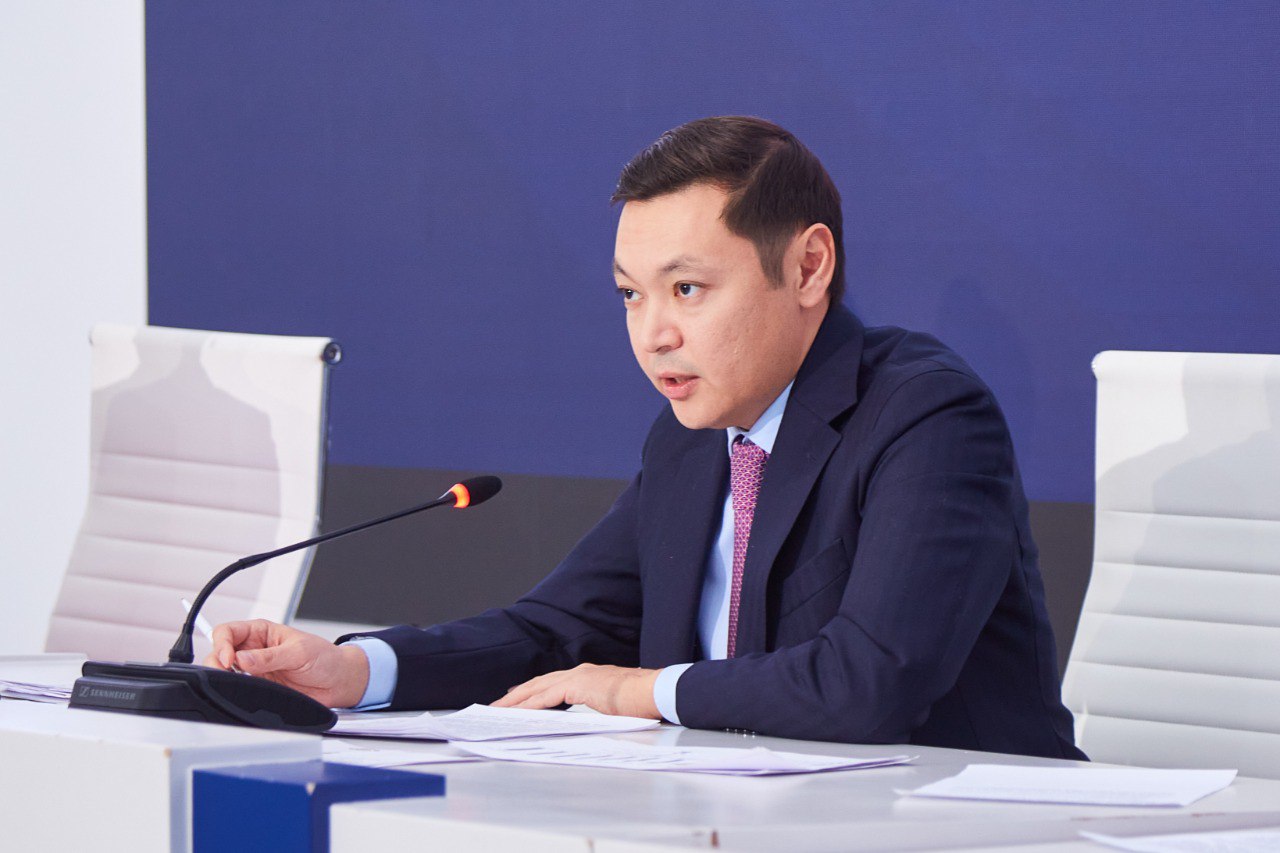 а инвест казахстан. International company left russia invest kazakhstan. долюро подаровв в казахс ао. казахстан бизнес. Kazakhstan investment.