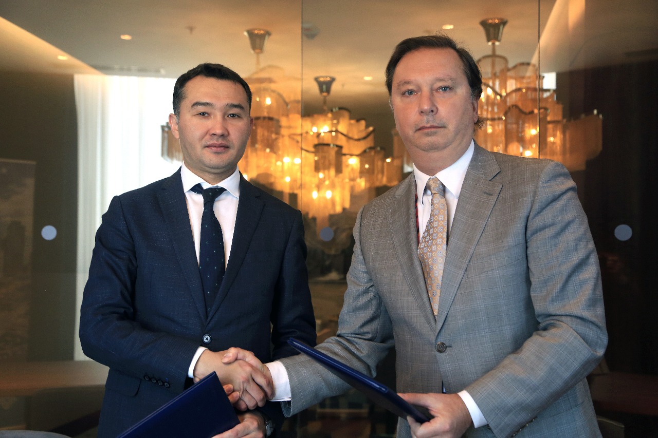 инвестиции казахстан. International company left from russia invest kazakhstan. казахинвест. казахинвест. китай и казахстан.