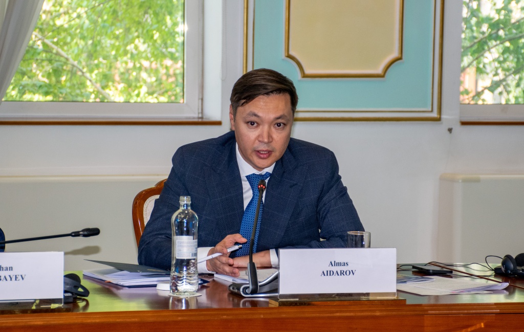 Айдаров.jpg